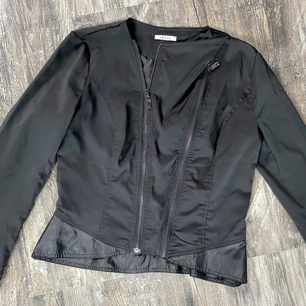 Black tailored jacket
